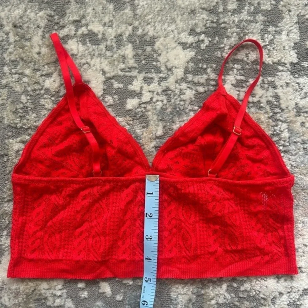 NWOT Aerie Red‎ Lace Bralette with Adjustable Straps M